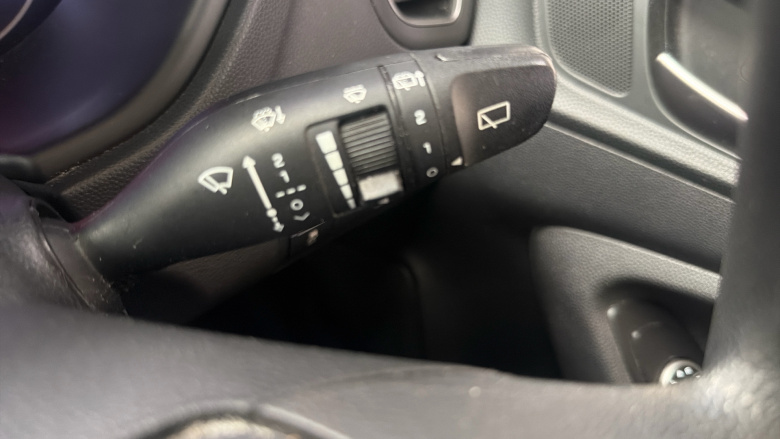 Hyundai i20 1.2 MPi S Connect 5dr Petrol Hatchback